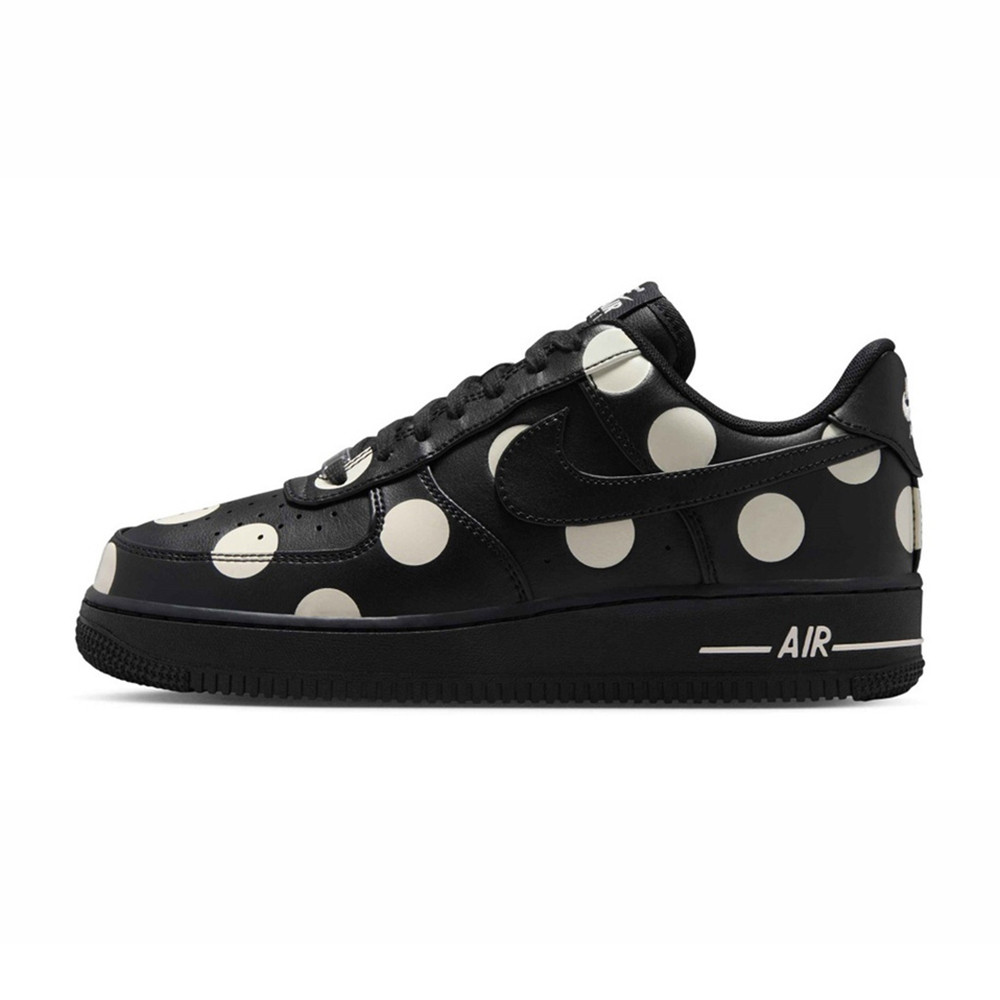 รองเท้ากีฬาและลำลองสำหรับผู้หญ - Nike Shoes Air Force 1 บทวิจารณ์และราคา